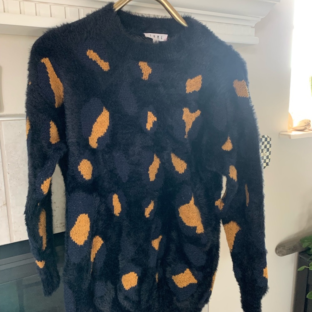 FINAL MARKDOWN THML Sweater Pristine Condition Deep Navy blue w/mustard design